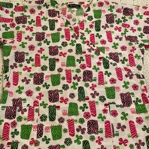 Scrub Top-Pink and Green Turtle ~ XL